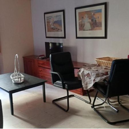 Economic Private Room In Center Of Granada Buitenkant foto